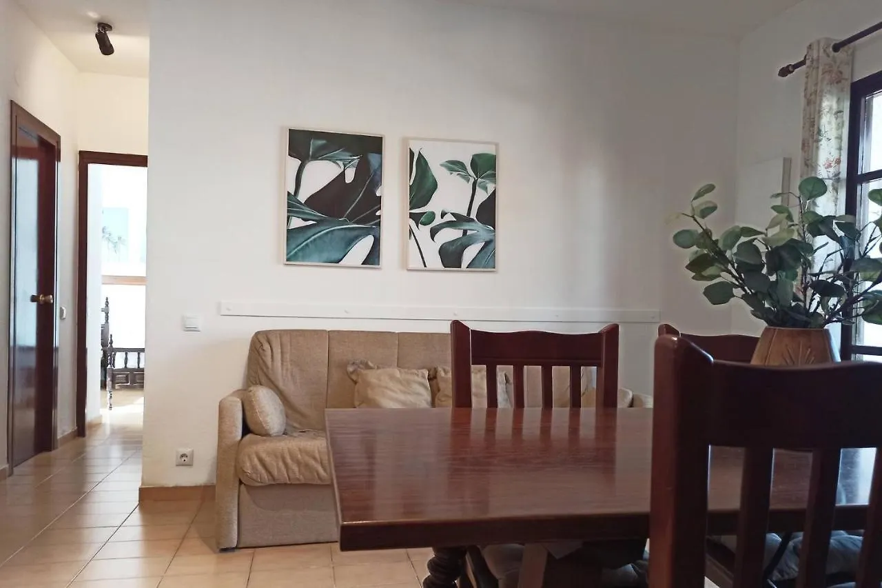 Lola - Casa En Riumar Para 4 Personas En Primera Linea De Mar - Deltavacaciones Spain